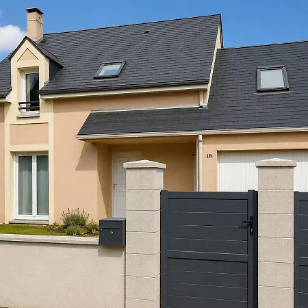 Maison Familiale 10 Min Centre Caen 別荘 *
